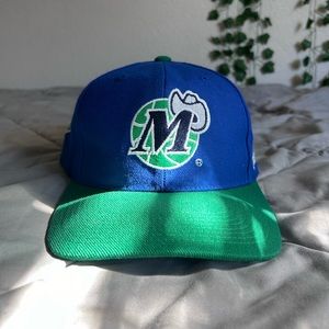 Vintage Dallas Mavericks Snapback